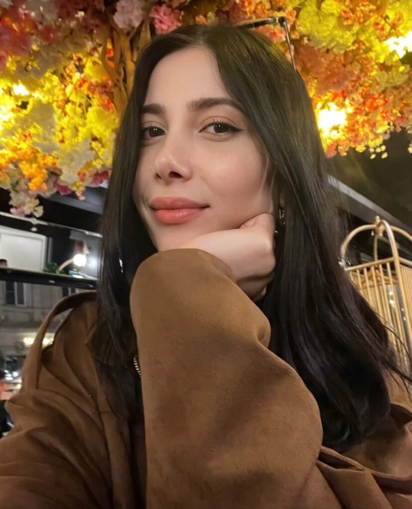 Amina Mekhtieva-digital marketer